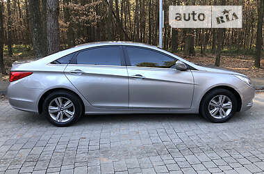 Седан Hyundai Sonata 2013 в Львове