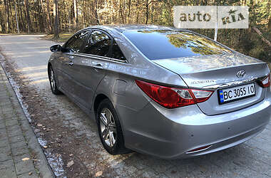 Седан Hyundai Sonata 2013 в Львове