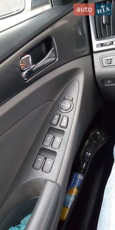 Седан Hyundai Sonata 2013 в Івано-Франківську