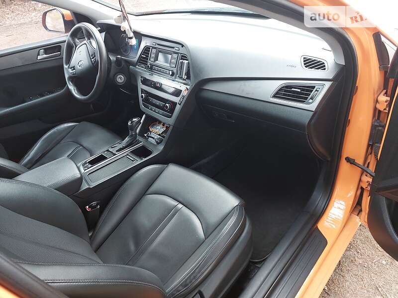 Седан Hyundai Sonata 2016 в Луцке