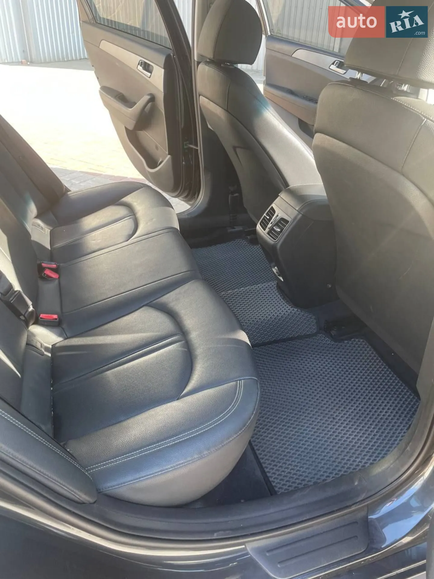 2017 Hyundai Sonata - мініатюра 9