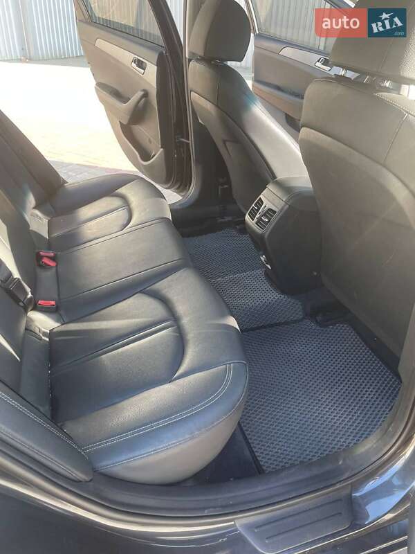 Седан Hyundai Sonata 2017 в Прилуках