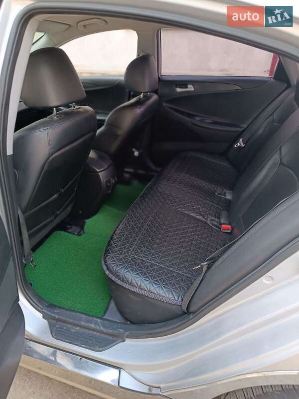 Седан Hyundai Sonata 2014 в Вишневому