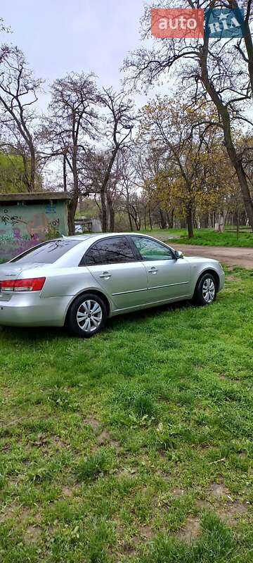 Седан Hyundai Sonata 2006 в Одессе