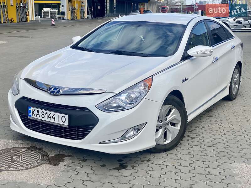 Hyundai Sonata 2013