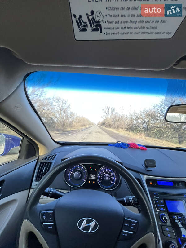 Седан Hyundai Sonata 2010 в Широкому