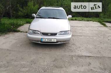 Седан Hyundai Sonata 1996 в Умані