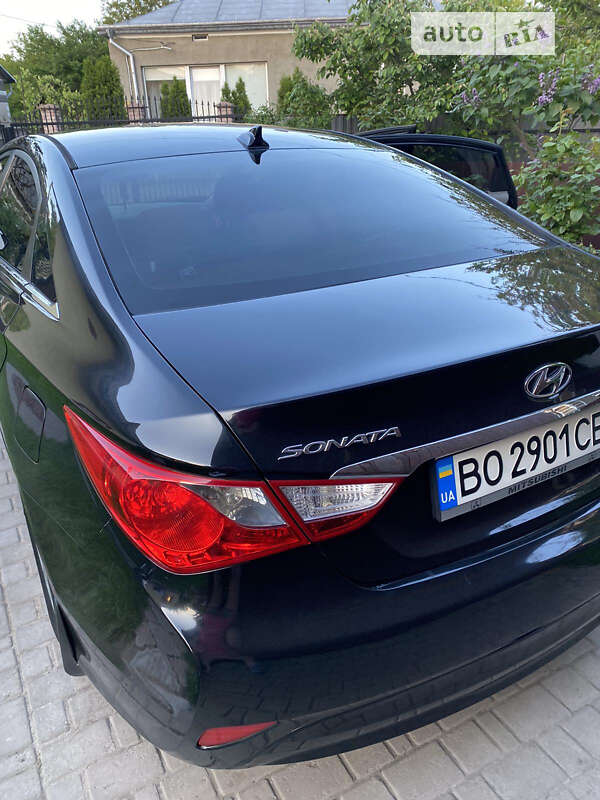Седан Hyundai Sonata 2013 в Мельниці-Подільській