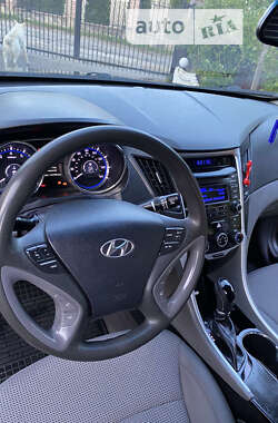 Седан Hyundai Sonata 2013 в Мельниці-Подільській