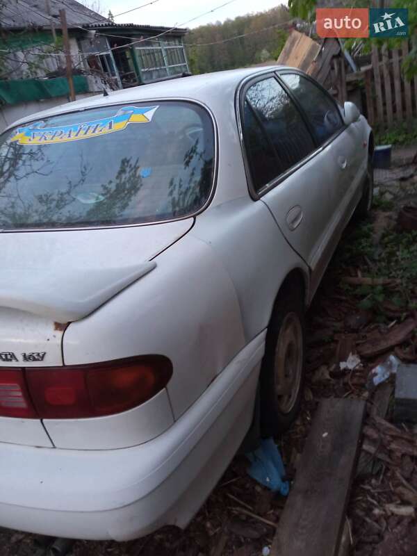 Седан Hyundai Sonata 1994 в Коростышеве