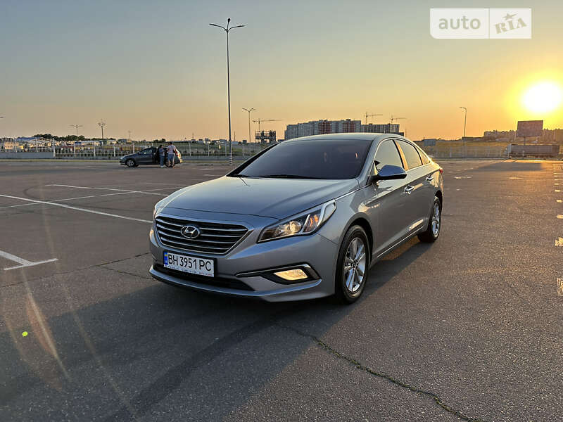 Седан Hyundai Sonata 2015 в 