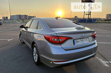 Седан Hyundai Sonata 2015 в 