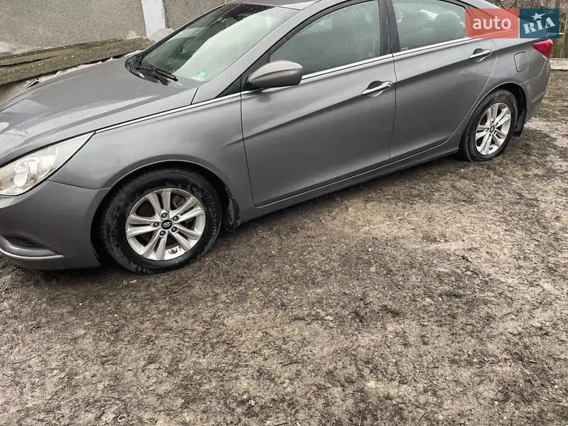 Hyundai Sonata
