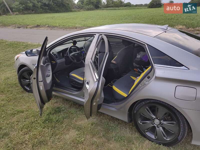 Седан Hyundai Sonata 2012 в Голованівську