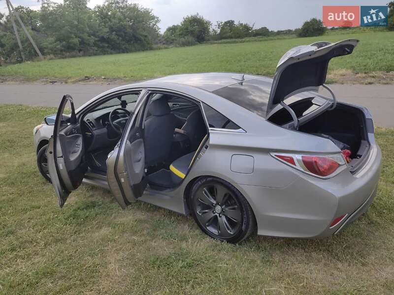 Седан Hyundai Sonata 2012 в Голованівську