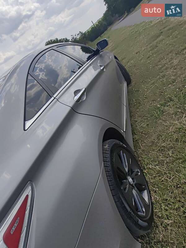 Седан Hyundai Sonata 2012 в Голованівську