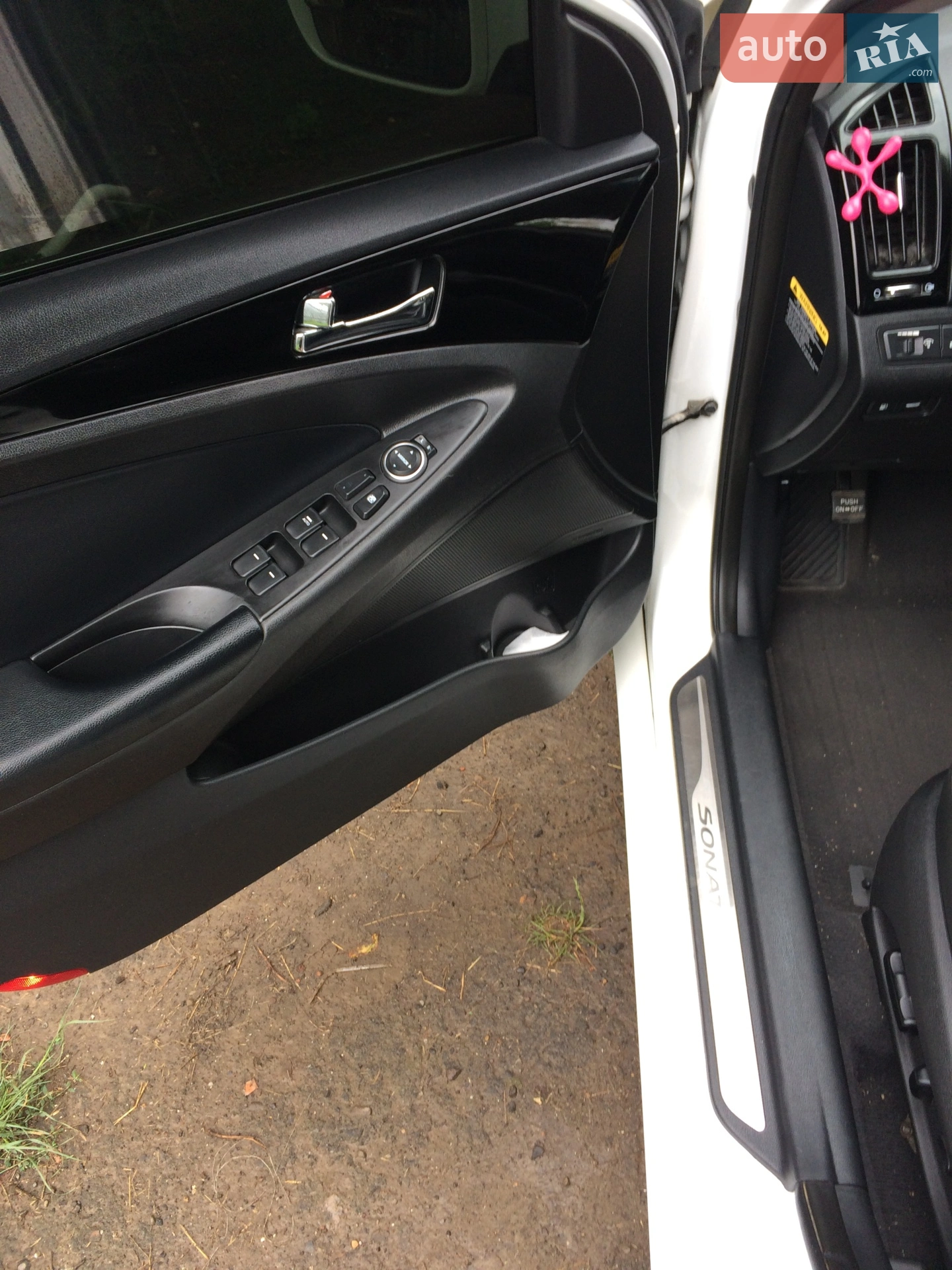 2011 Hyundai Sonata - мініатюра 5