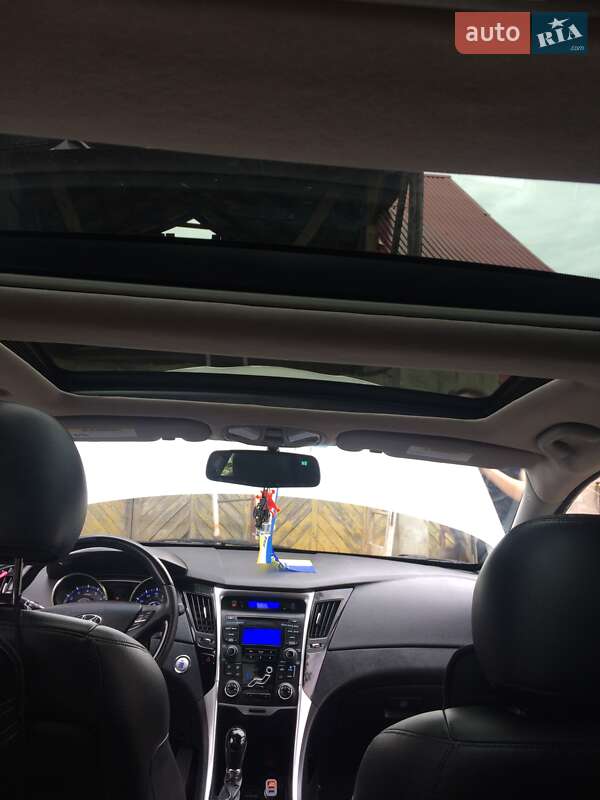 Седан Hyundai Sonata 2011 в Полтаві
