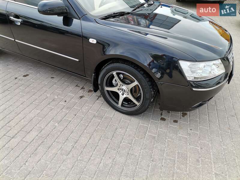 Седан Hyundai Sonata 2008 в Запорожье