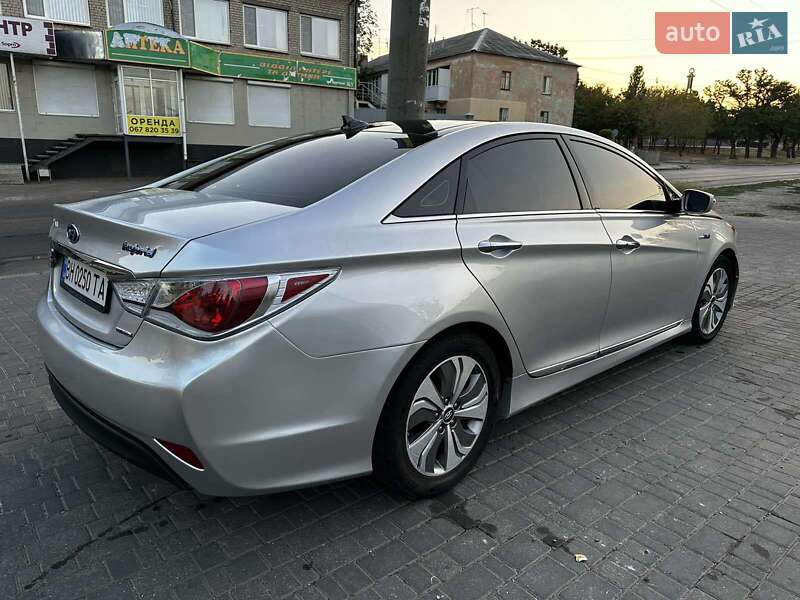 Седан Hyundai Sonata 2014 в Миколаєві