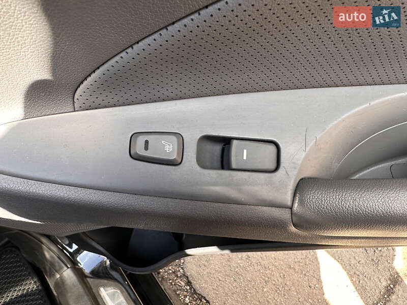 Седан Hyundai Sonata 2013 в Кривом Роге
