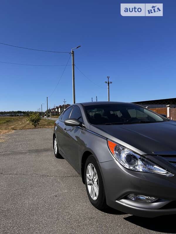 Седан Hyundai Sonata 2013 в Киеве фото 3 Седан Hyundai Sonata 2013 в Киеве