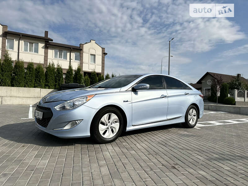 Седан Hyundai Sonata 2013 в 
