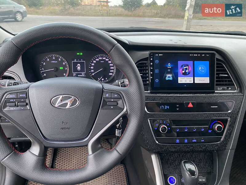 Седан Hyundai Sonata 2014 в Полтаве