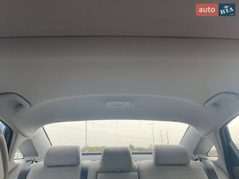 Седан Hyundai Sonata 2017 в Ровно фото 38 Седан Hyundai Sonata 2017 в Ровно