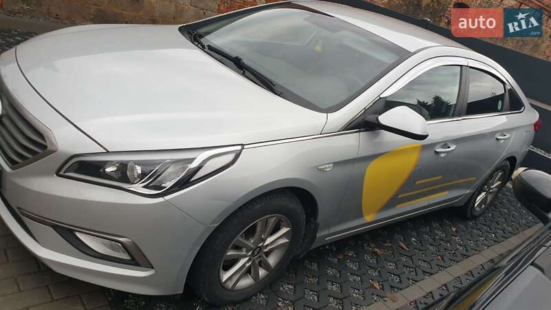 Седан Hyundai Sonata 2015 в Переяславе