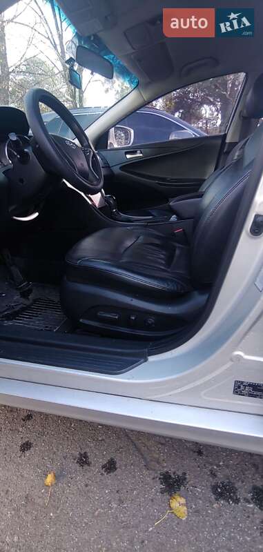 Седан Hyundai Sonata 2014 в Києві