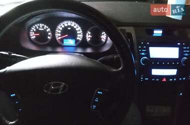 Седан Hyundai Sonata 2009 в 