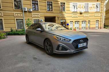 Седан Hyundai Sonata 2018 в Киеве