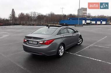 Седан Hyundai Sonata 2012 в 