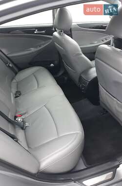Седан Hyundai Sonata 2012 в 