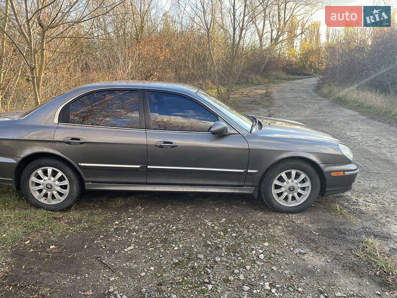 Седан Hyundai Sonata 2003 в Подільську