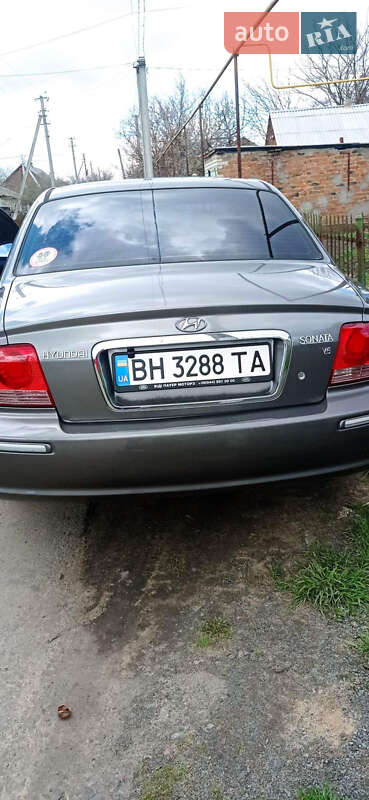 Седан Hyundai Sonata 2003 в Подільську