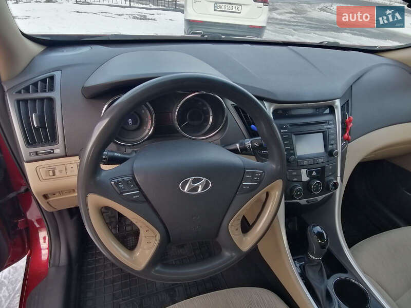 Седан Hyundai Sonata 2013 в Рівному