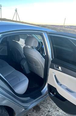 Седан Hyundai Sonata 2014 в Ананьїві