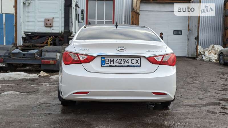 Седан Hyundai Sonata 2012 в Сумах