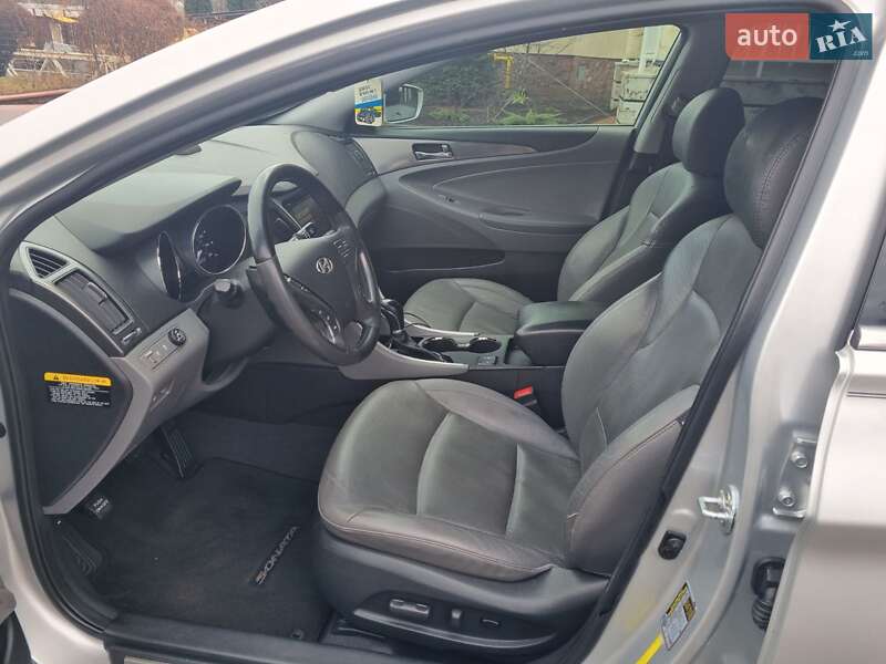 Седан Hyundai Sonata 2012 в Тернополі