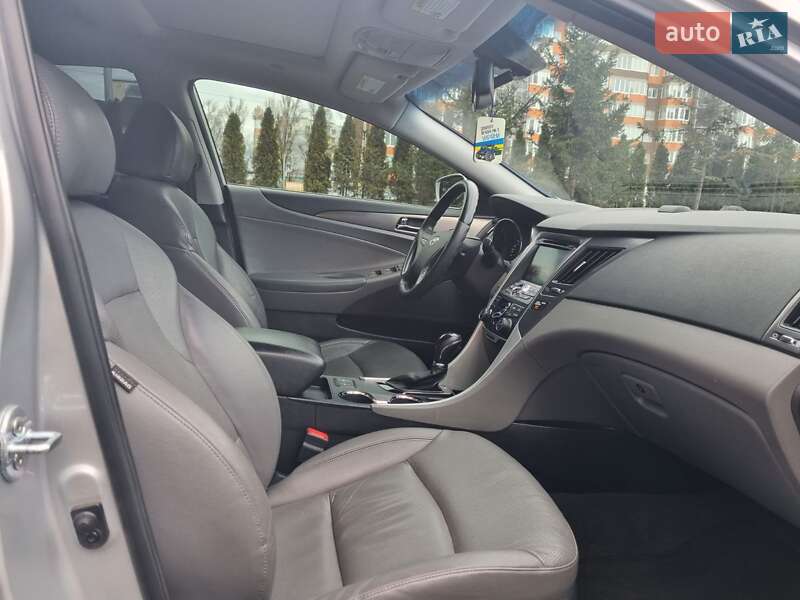 Седан Hyundai Sonata 2012 в Тернополі