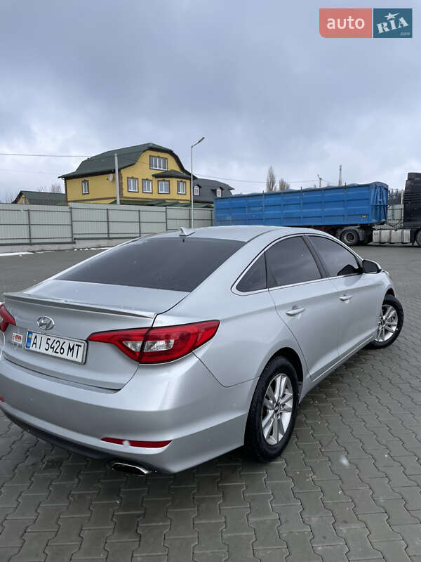 Седан Hyundai Sonata 2015 в Оратові