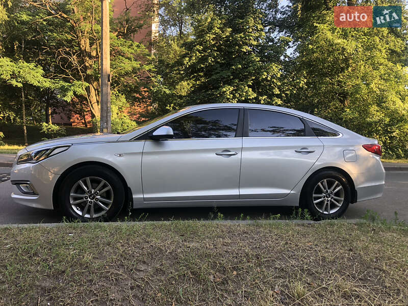 Седан Hyundai Sonata 2015 в Києві фото 2 Седан Hyundai Sonata 2015 в Києві