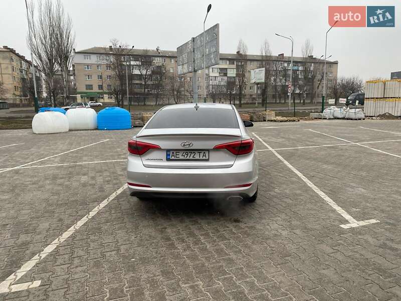 Седан Hyundai Sonata 2014 в Павлограде