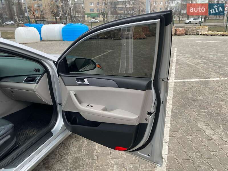 Седан Hyundai Sonata 2014 в Павлограде