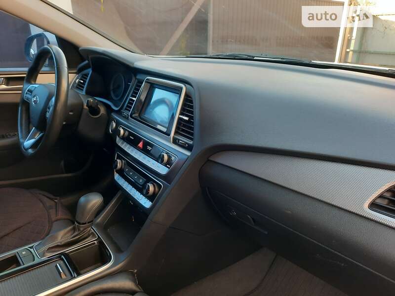 Седан Hyundai Sonata 2017 в Бердичеве