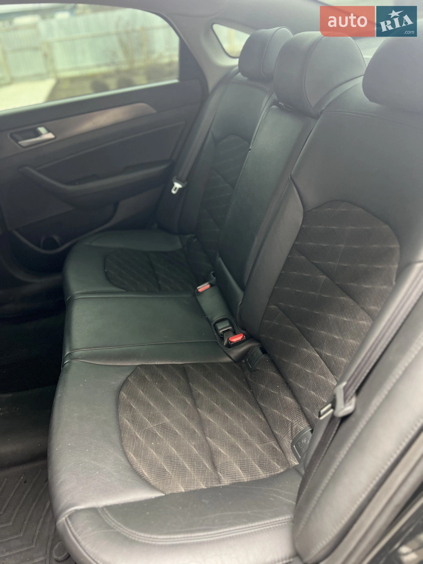 2014 Hyundai Sonata - мініатюра 17