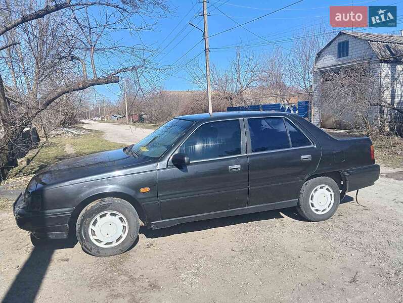 Седан Hyundai Sonata 1989 в Запорожье