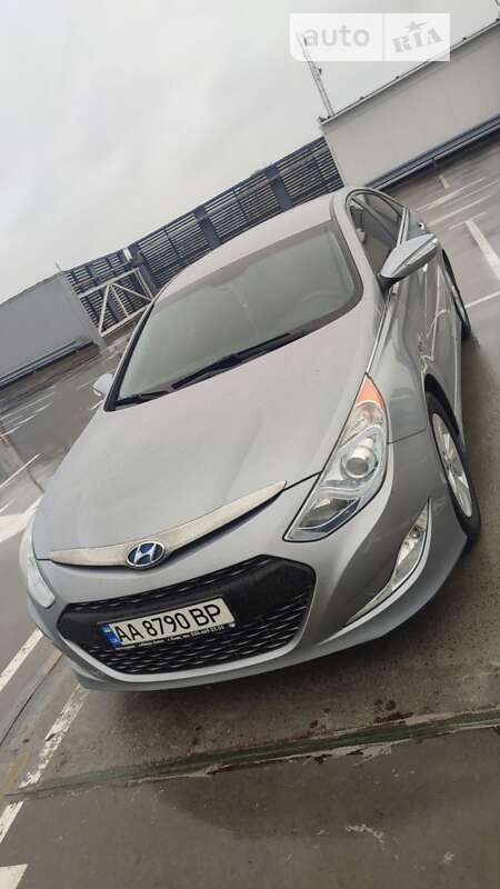 Седан Hyundai Sonata 2014 в Киеве